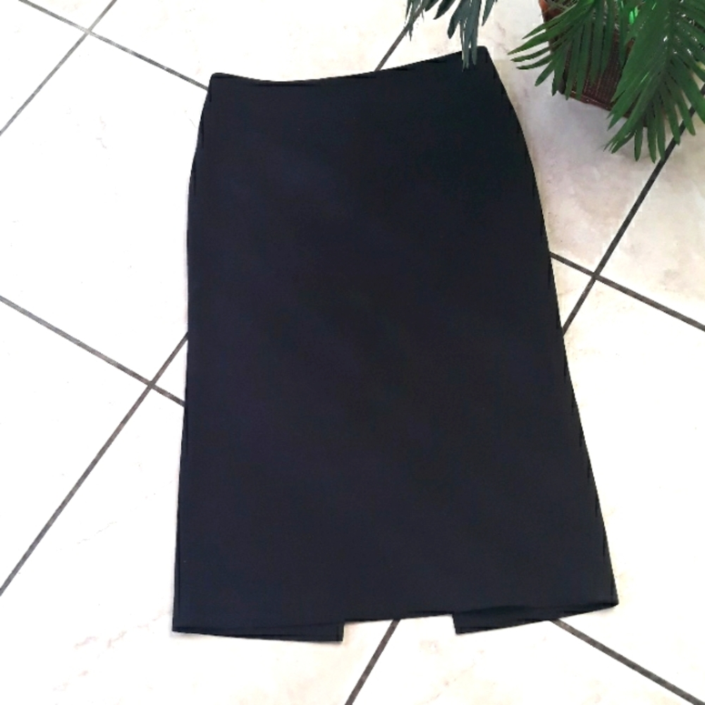 French Connection Women's Black Pencil Skirt With Back Slit Size 6